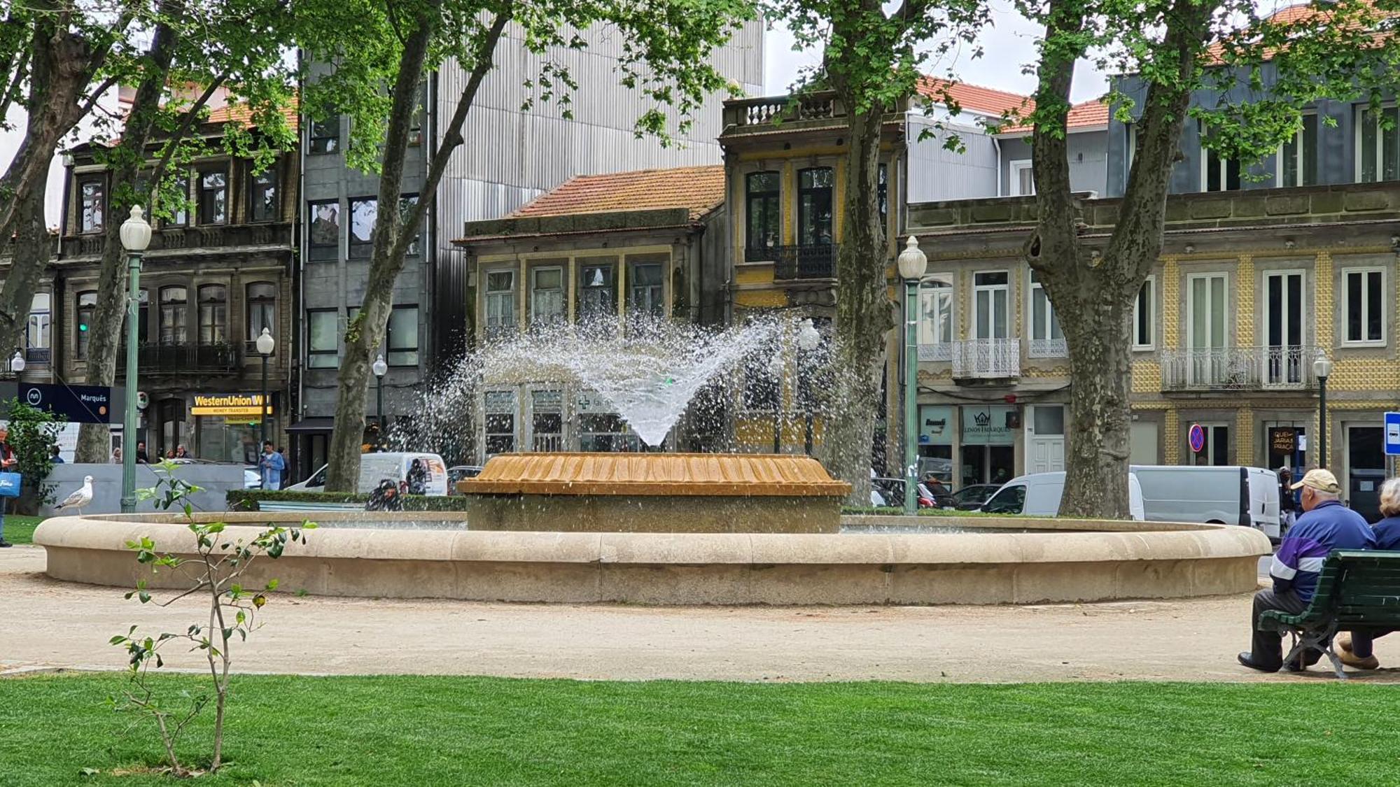Апартаменты Downtown Porto With Parking Next To Subway Экстерьер фото